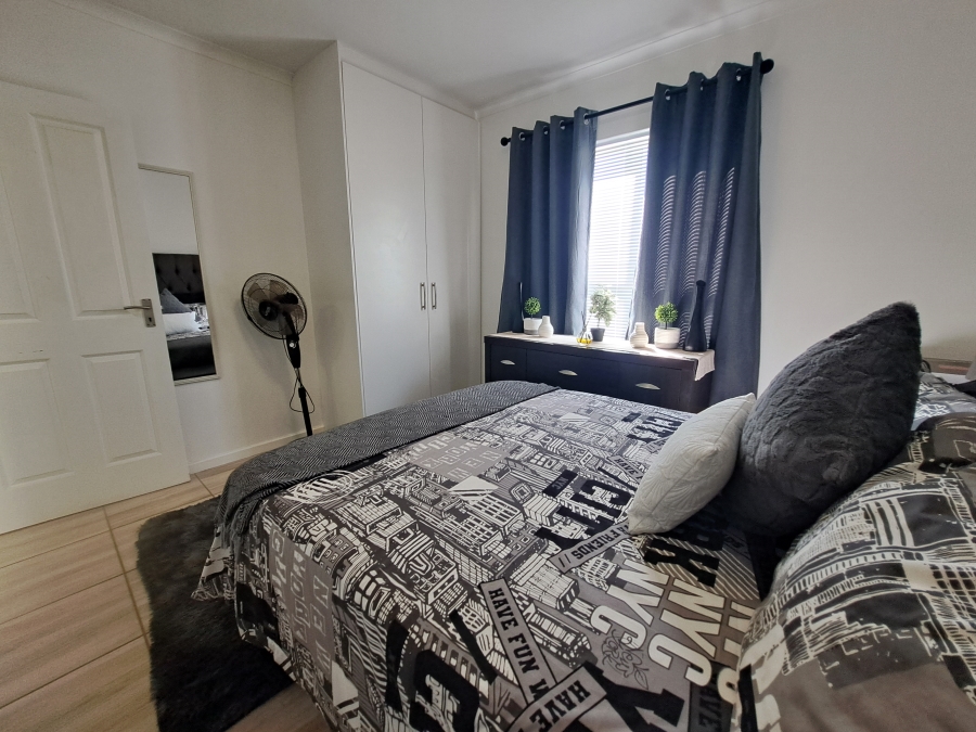 2 Bedroom Property for Sale in Vredenburg Western Cape